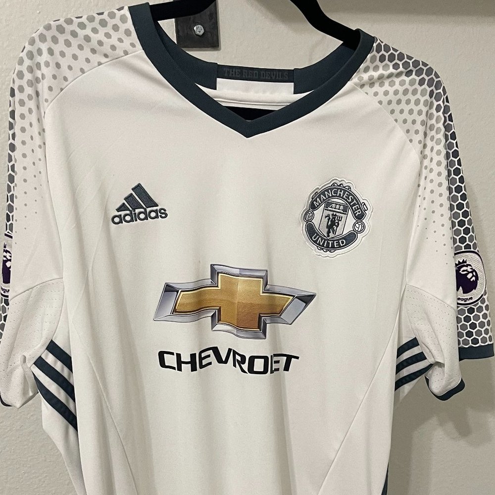 Manchester United Authentic Jersey - 2016/17 Third (3rd) kit - Size XL